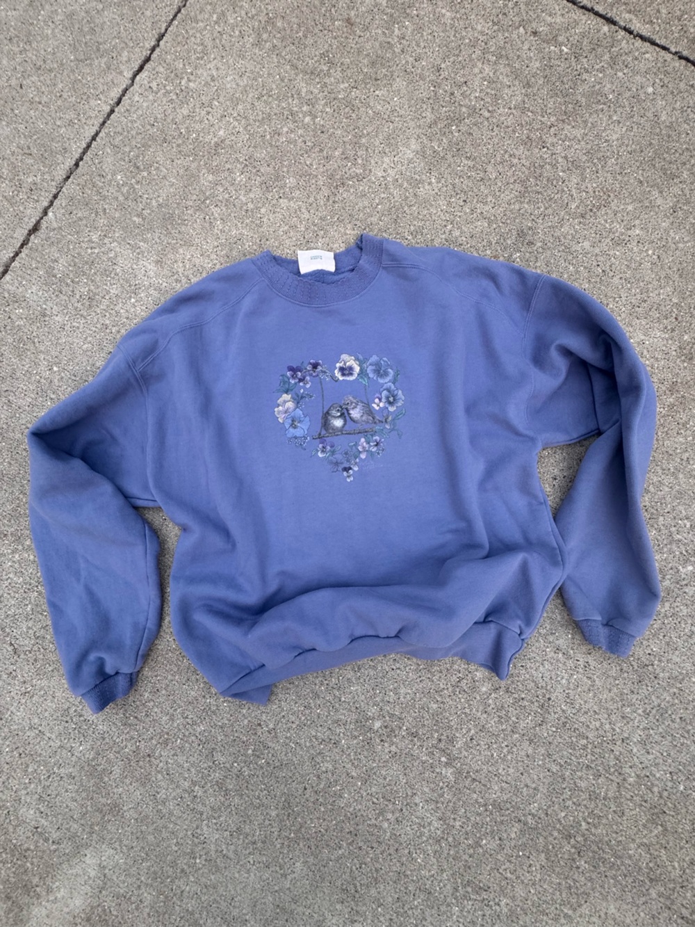 90’s Classic Crewneck Sweatshirt with Floral & Bird Print - Blue